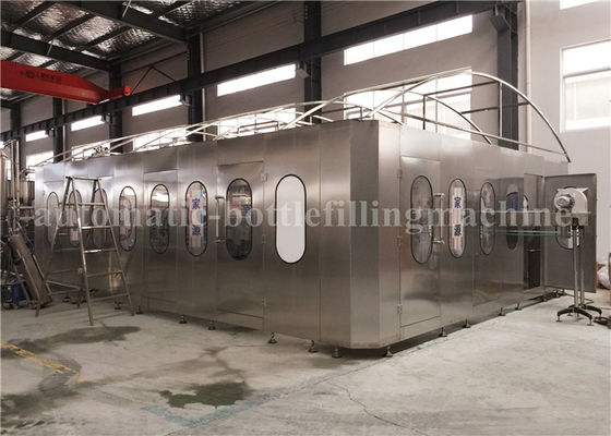 2L carbonatou a temperatura da máquina de enchimento do refresco ajustável